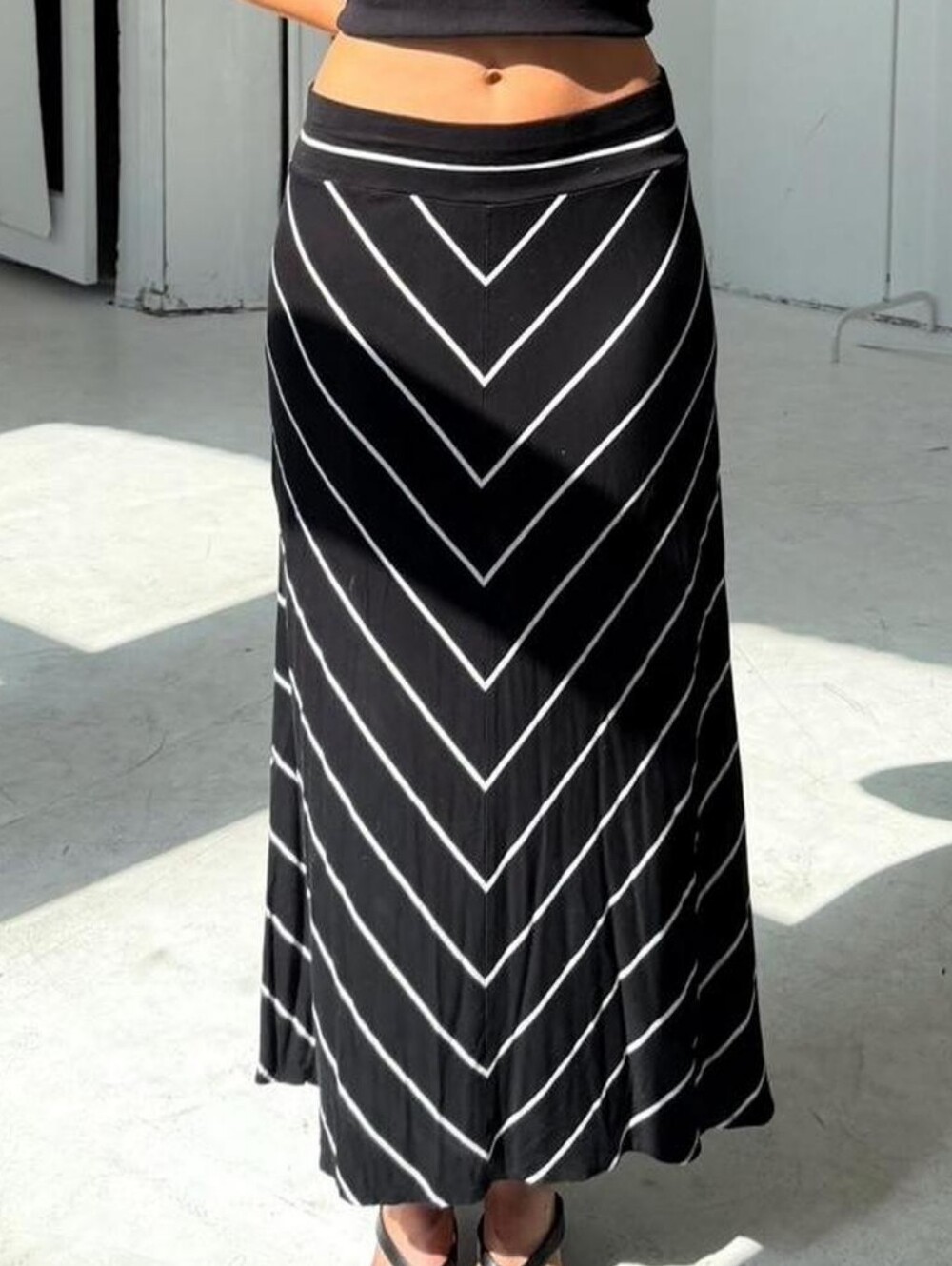 Ava & Viv Black Maxi Skirt with White Chevron Stripes 3X